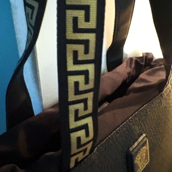 Versace Parfums Luxury Large Black Overnight Tote Gold Hardware NWOT - Picture 5 of 12
